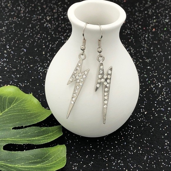 🌼Lightning Bolt Rhinestone Dangle Earrings - Picture 1 of 3